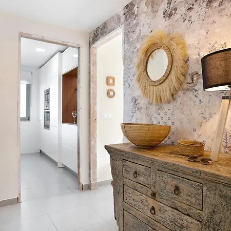 Piso De Diseno En Conil Кониль-де-ла-Фронтера