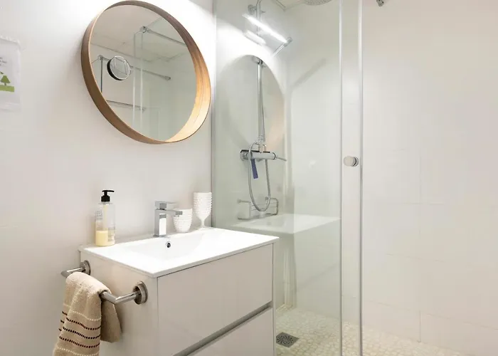 Piso De Diseno En Conil *