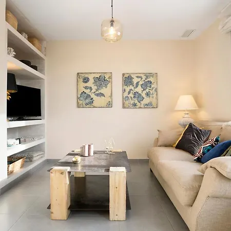 Piso De Diseno En Conil